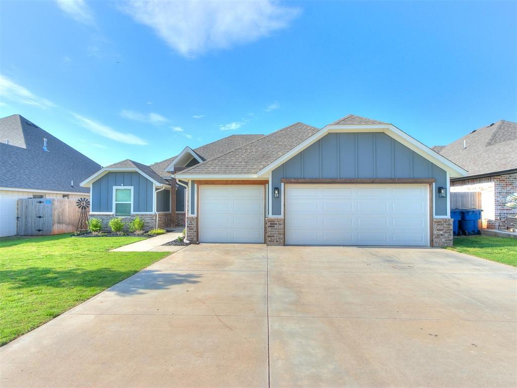 1720 W Zachary Way