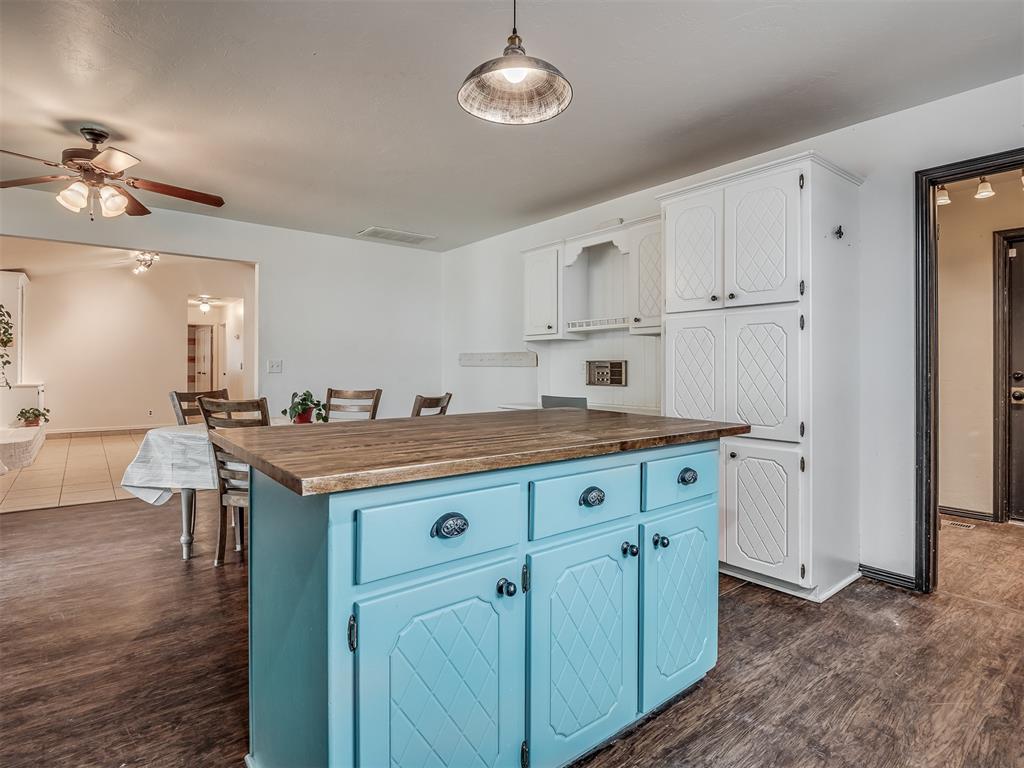10024 Saint Helens Drive