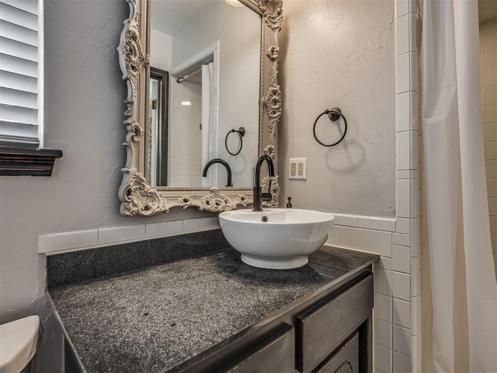 10024 Saint Helens Drive