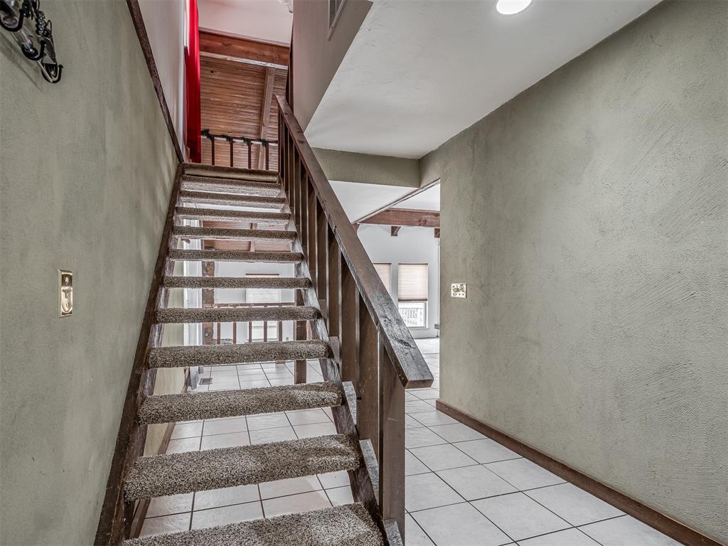 2525 Sequoia Park Drive