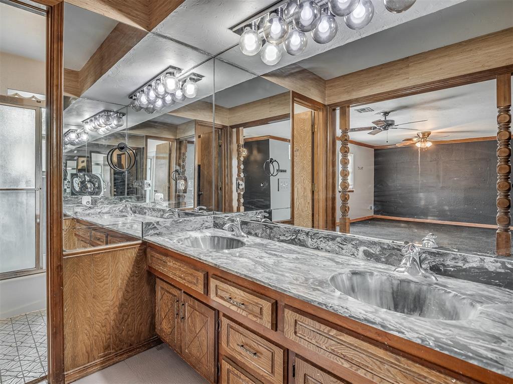 2525 Sequoia Park Drive