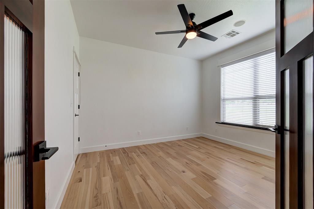 5970 Woodridge Circle