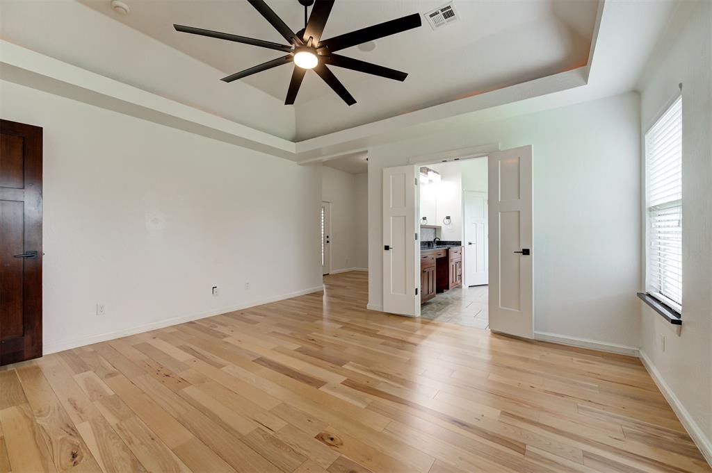 5970 Woodridge Circle