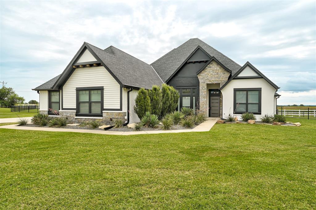 5970 Woodridge Circle