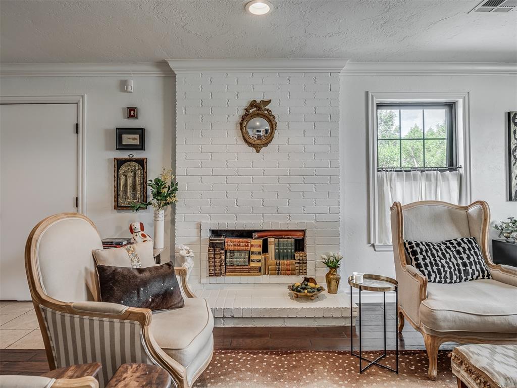 6325 N Villa Avenue Unit: 122