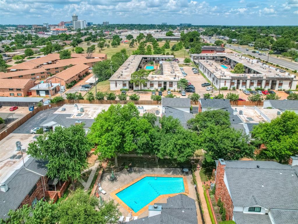 6325 N Villa Avenue Unit: 122