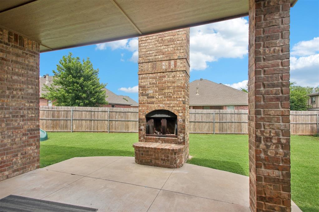 21257 Lake Shadows Drive
