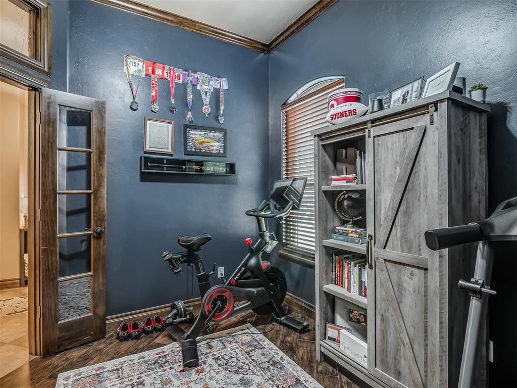 6420 Bentley Drive