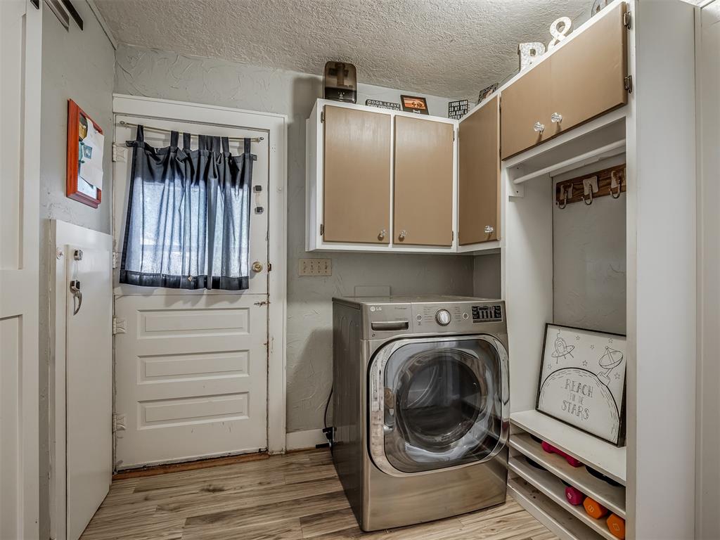 1012 S Williams Avenue