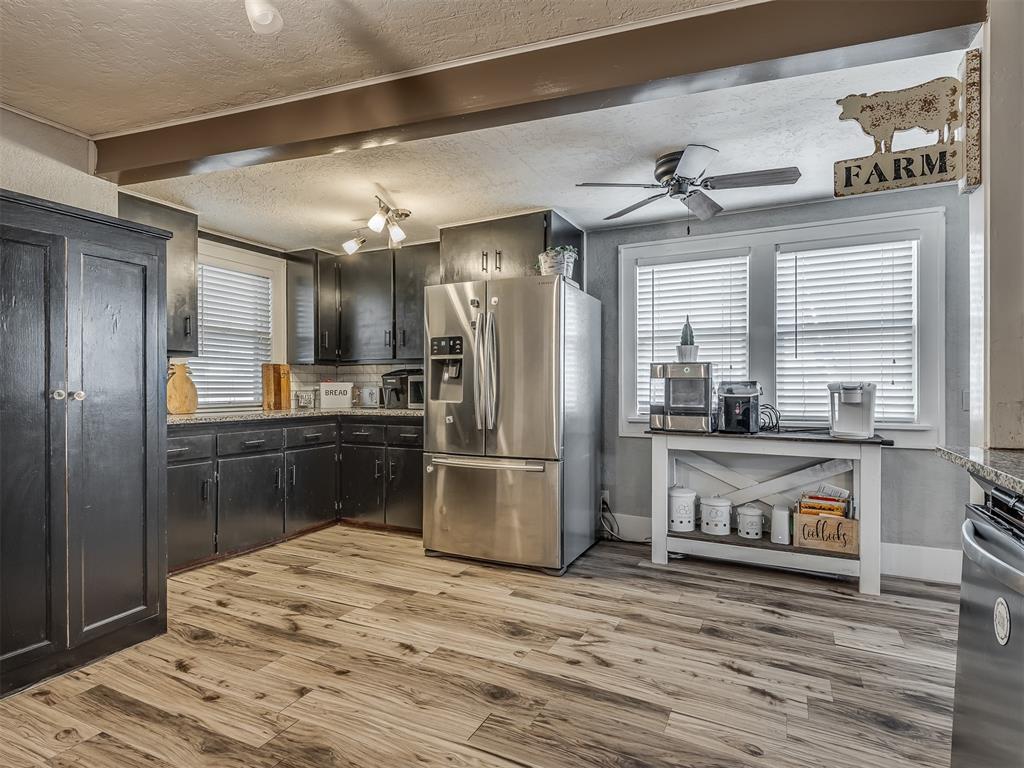 1012 S Williams Avenue