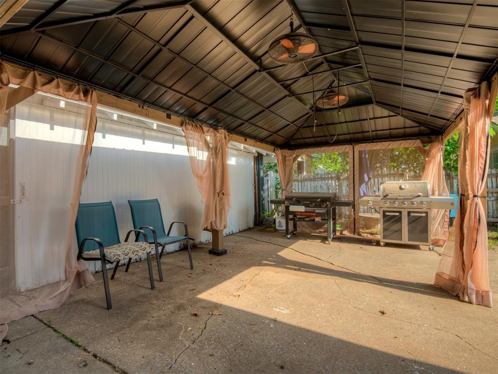 1012 S Williams Avenue