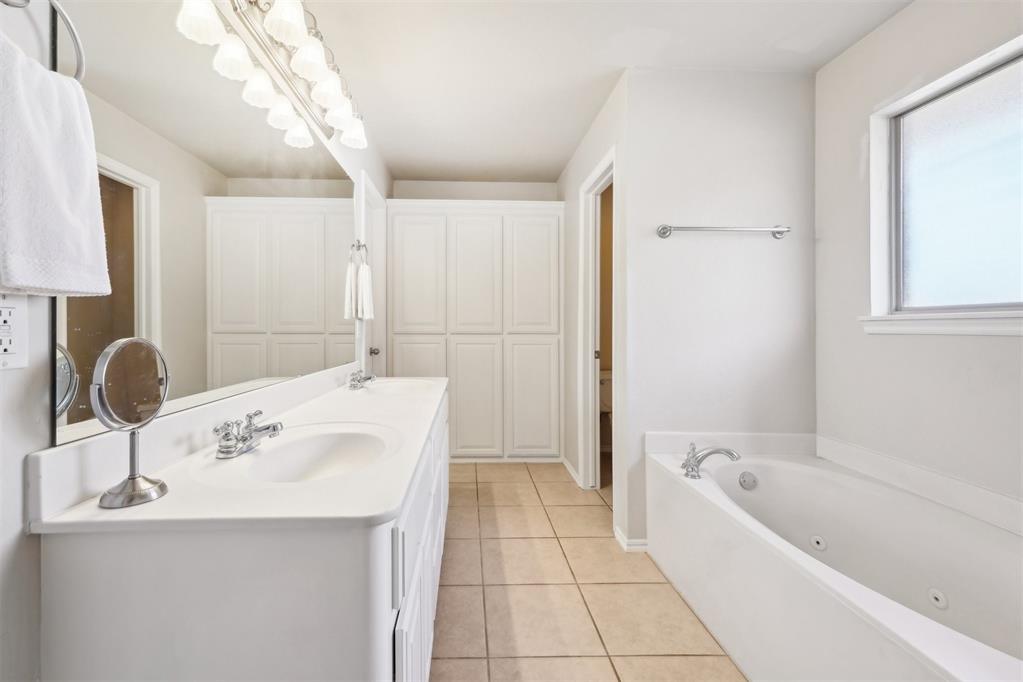 2809 NW 169th Street