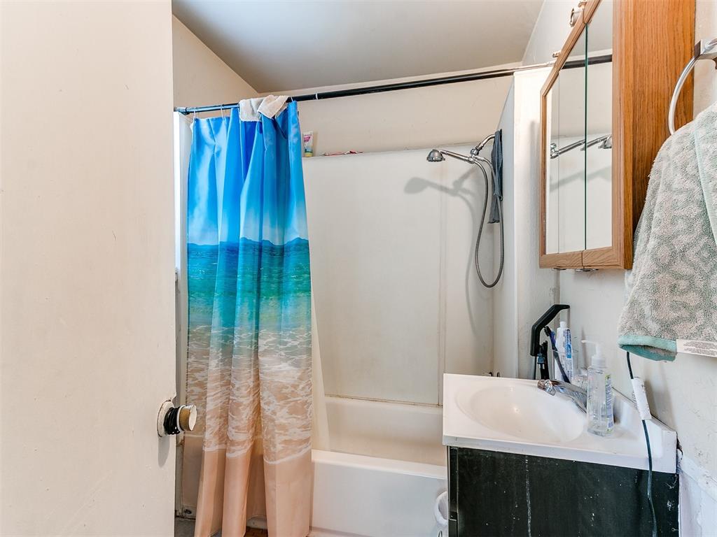 1717 N Saint Luke Avenue