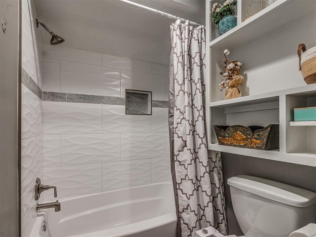 8304 NW 116th Street