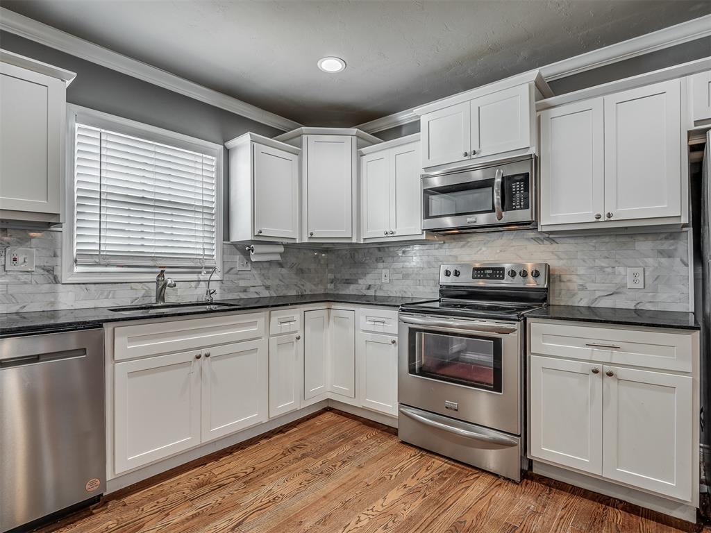 1123 S 7th Street
