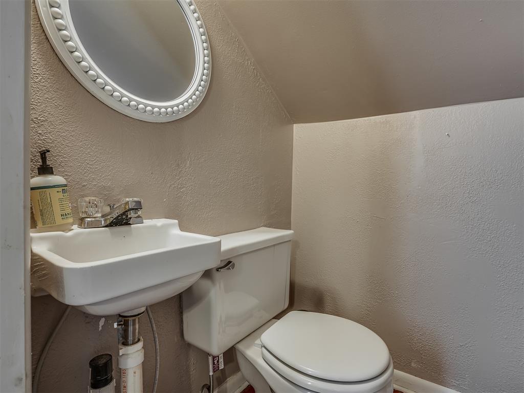 1123 S 7th Street