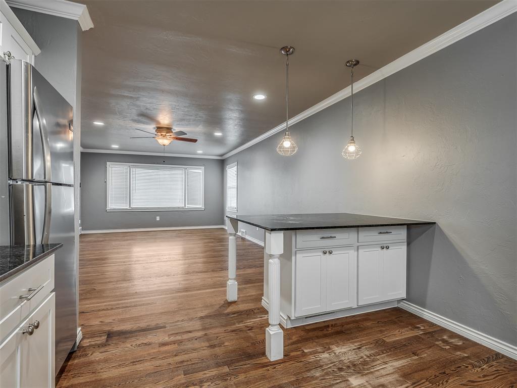 1123 S 7th Street