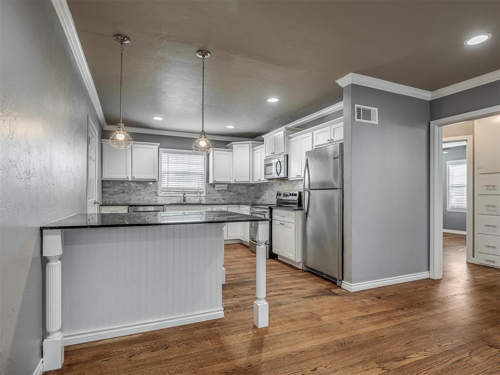 1123 S 7th Street