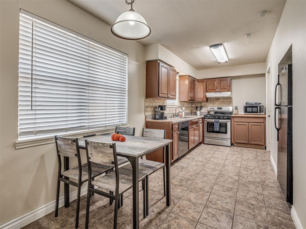 4300 Sunnylane Circle