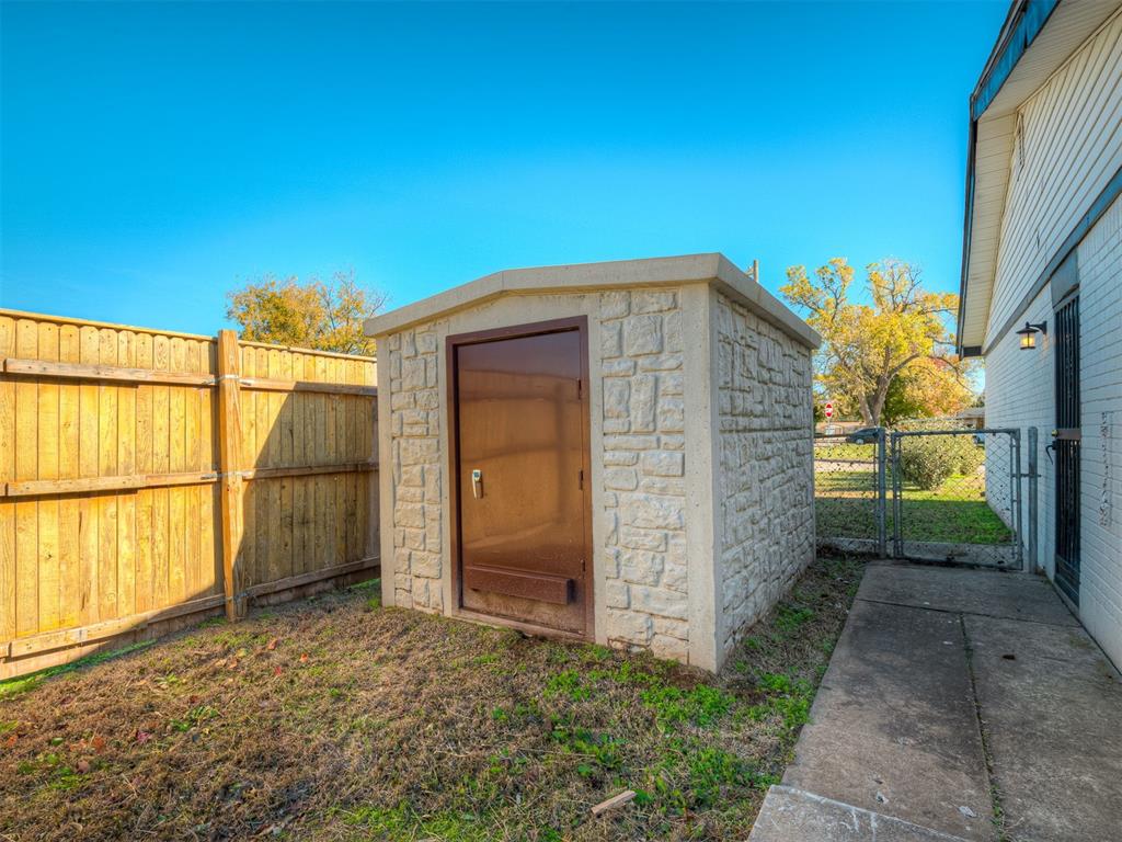4300 Sunnylane Circle