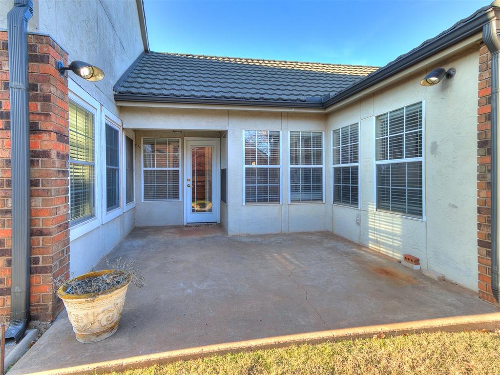 11801 Springhollow Road