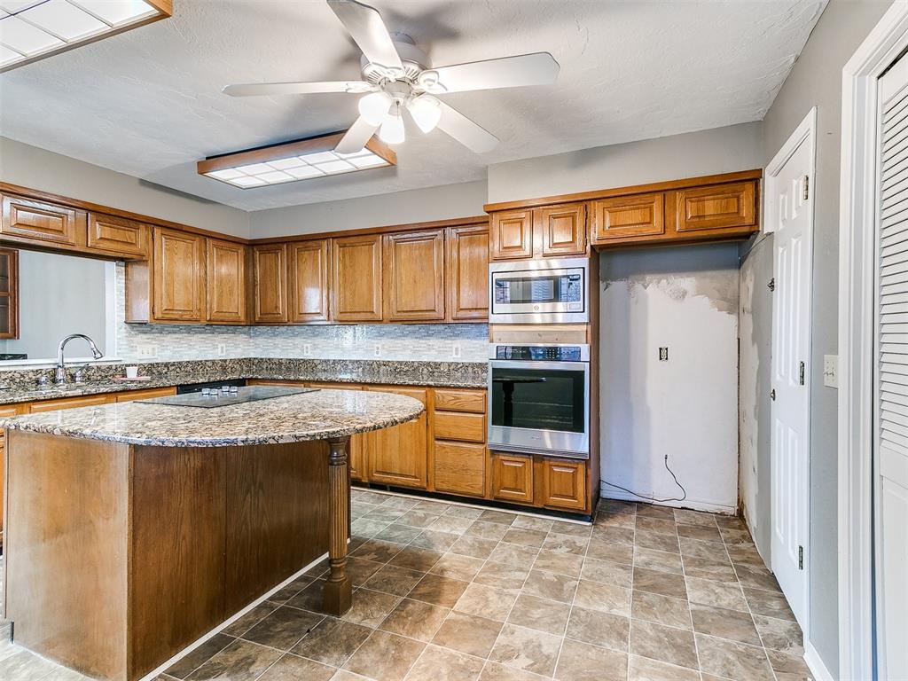 11801 Springhollow Road