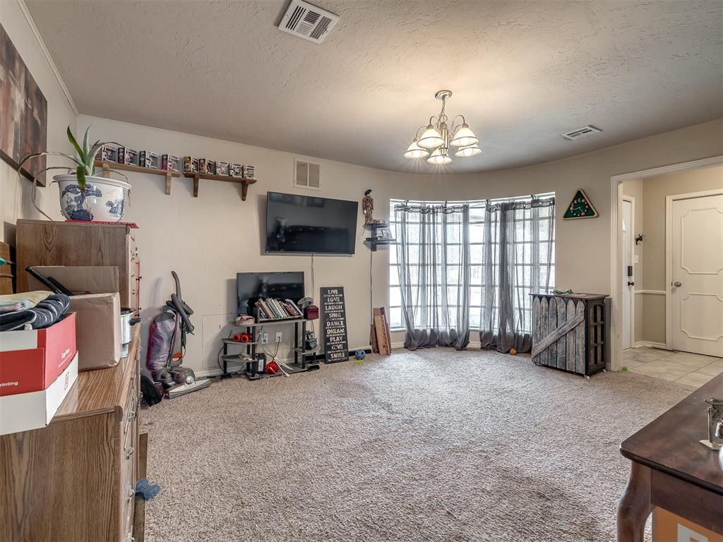 4612 NW 35th Street