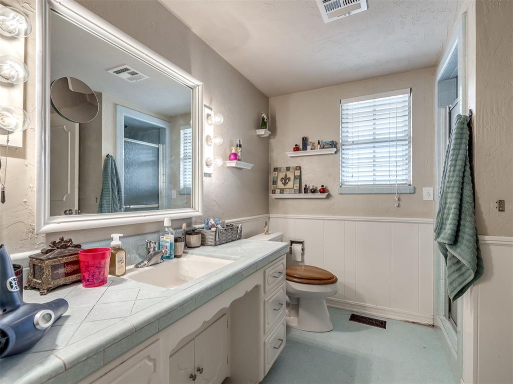 4612 NW 35th Street