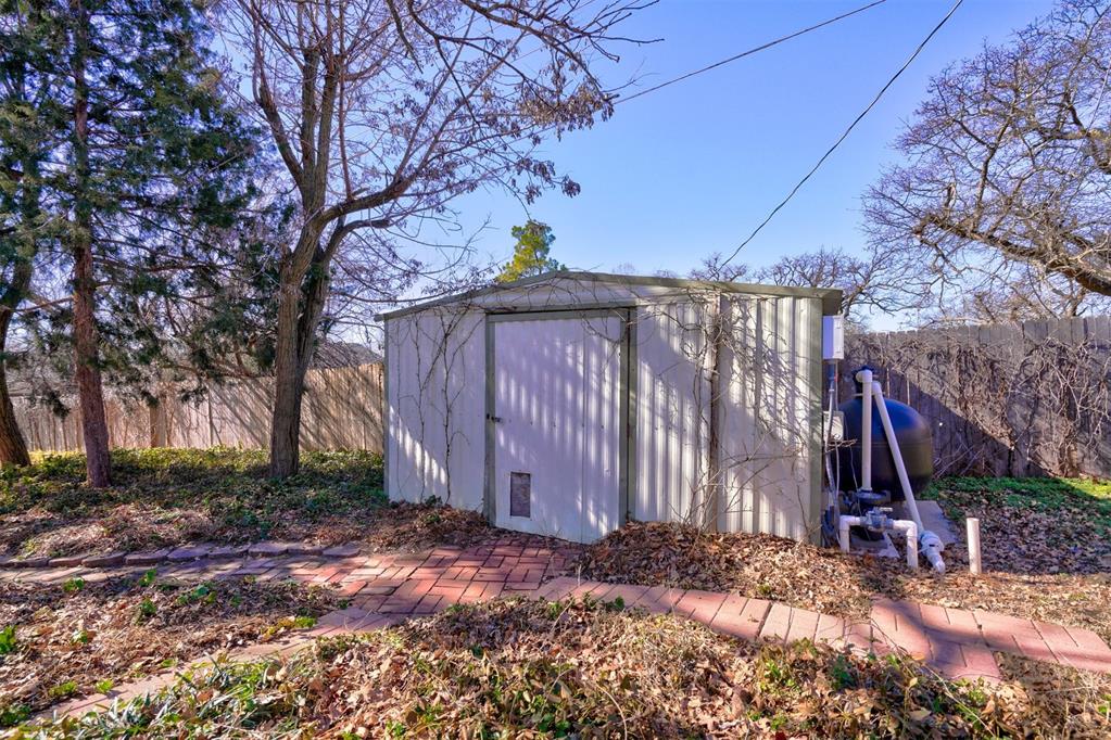 8013 NW 27th Street