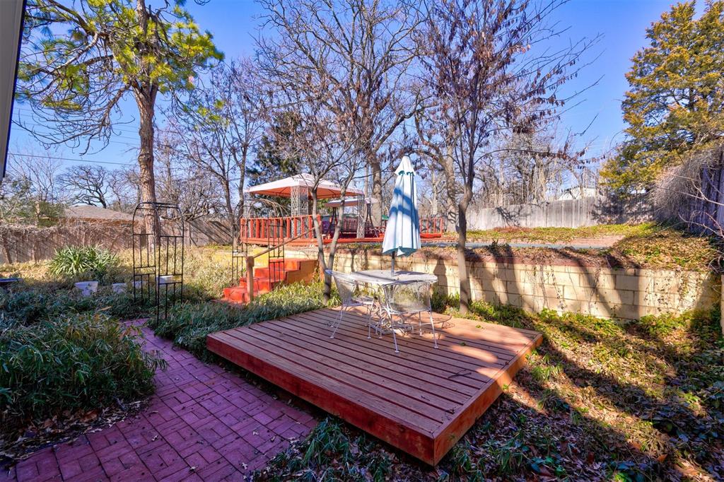 8013 NW 27th Street