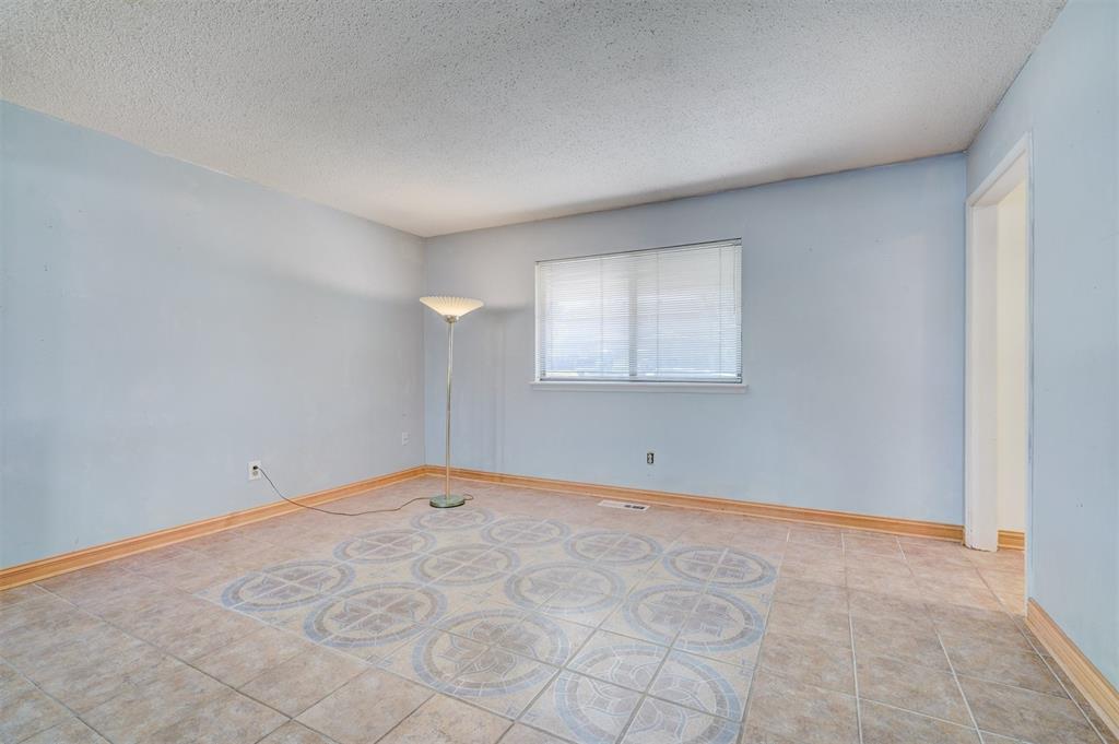 8013 NW 27th Street