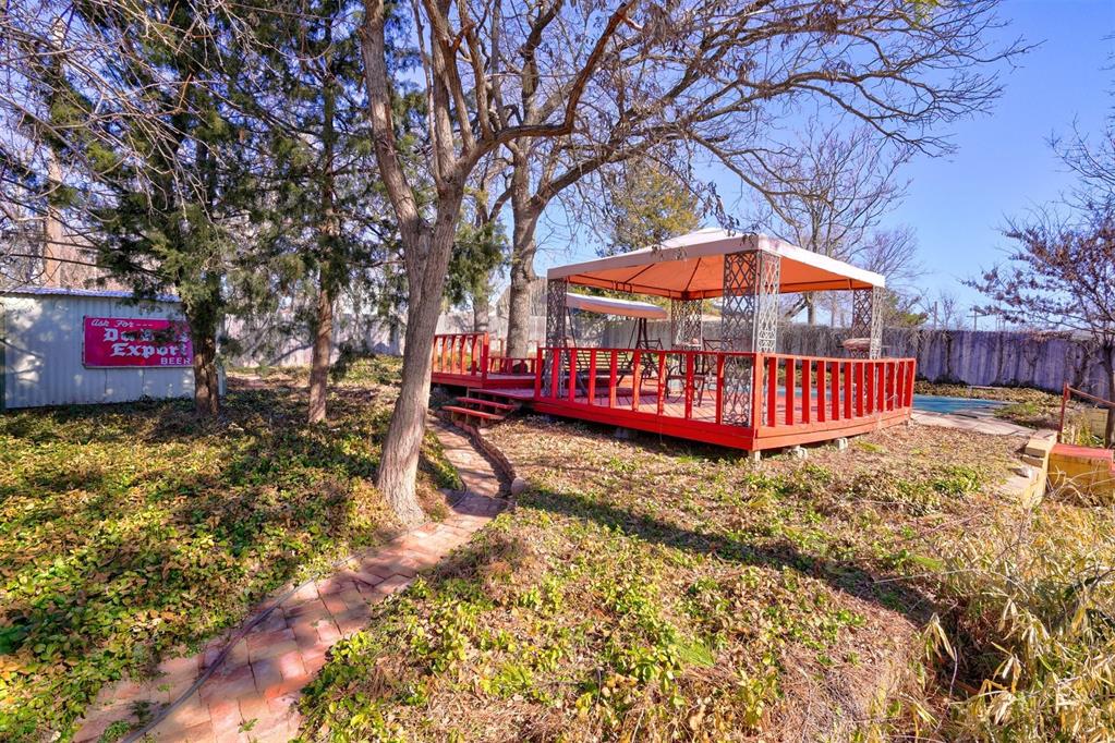 8013 NW 27th Street