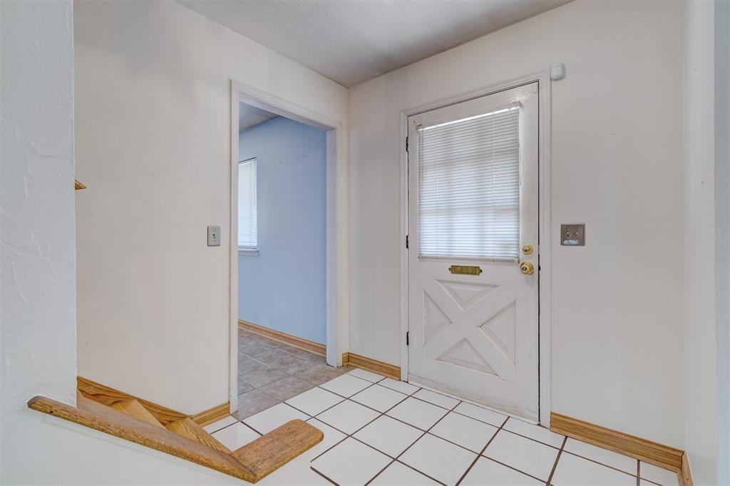 8013 NW 27th Street