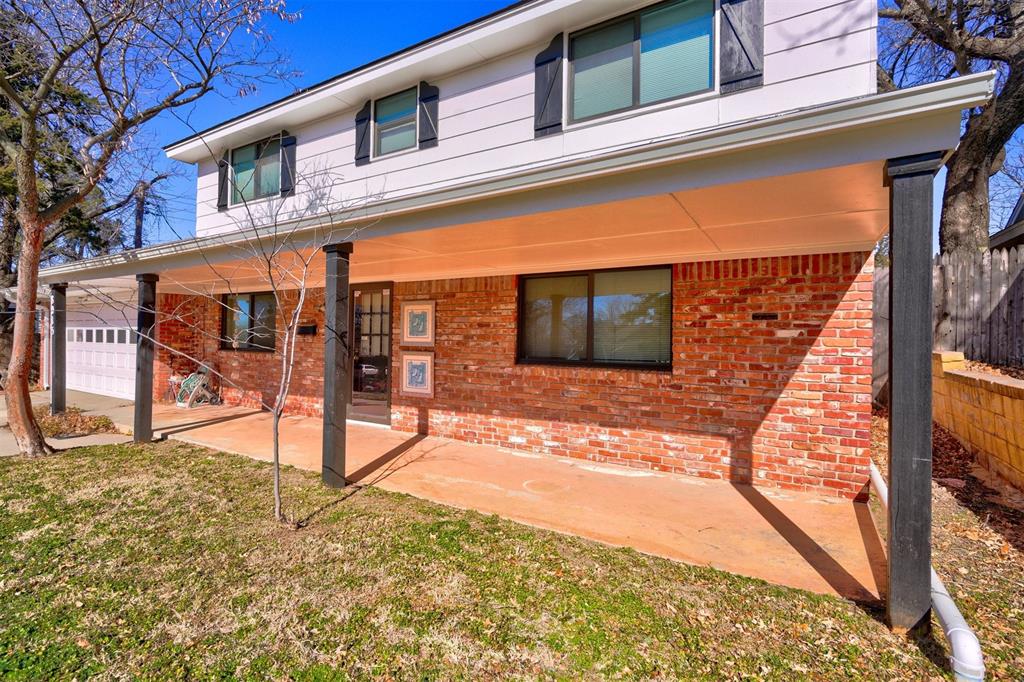 8013 NW 27th Street