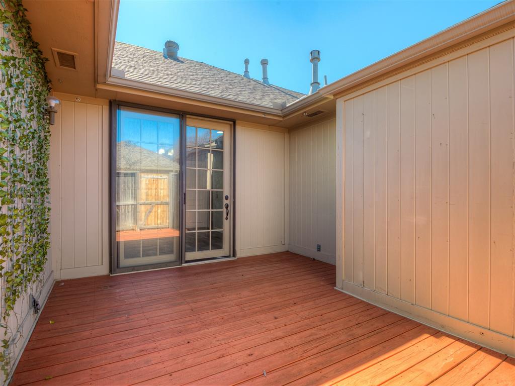 2100 Cobblestone Court Unit: 101