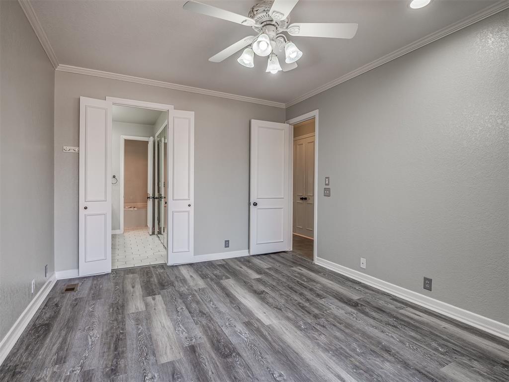 2100 Cobblestone Court Unit: 101
