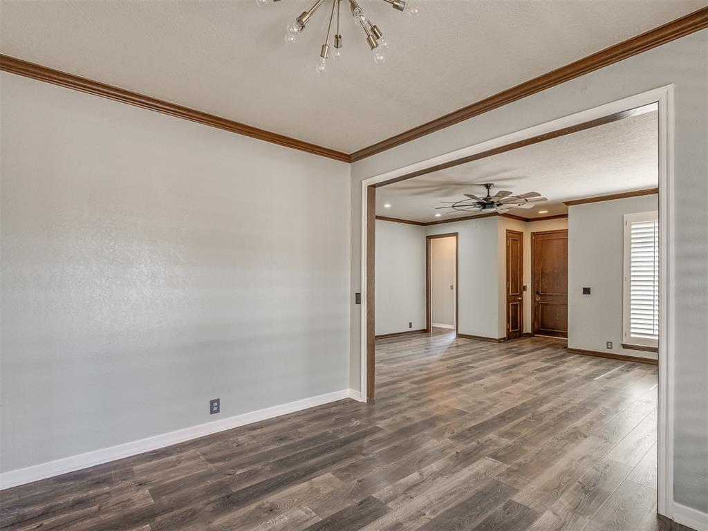 2100 Cobblestone Court Unit: 101