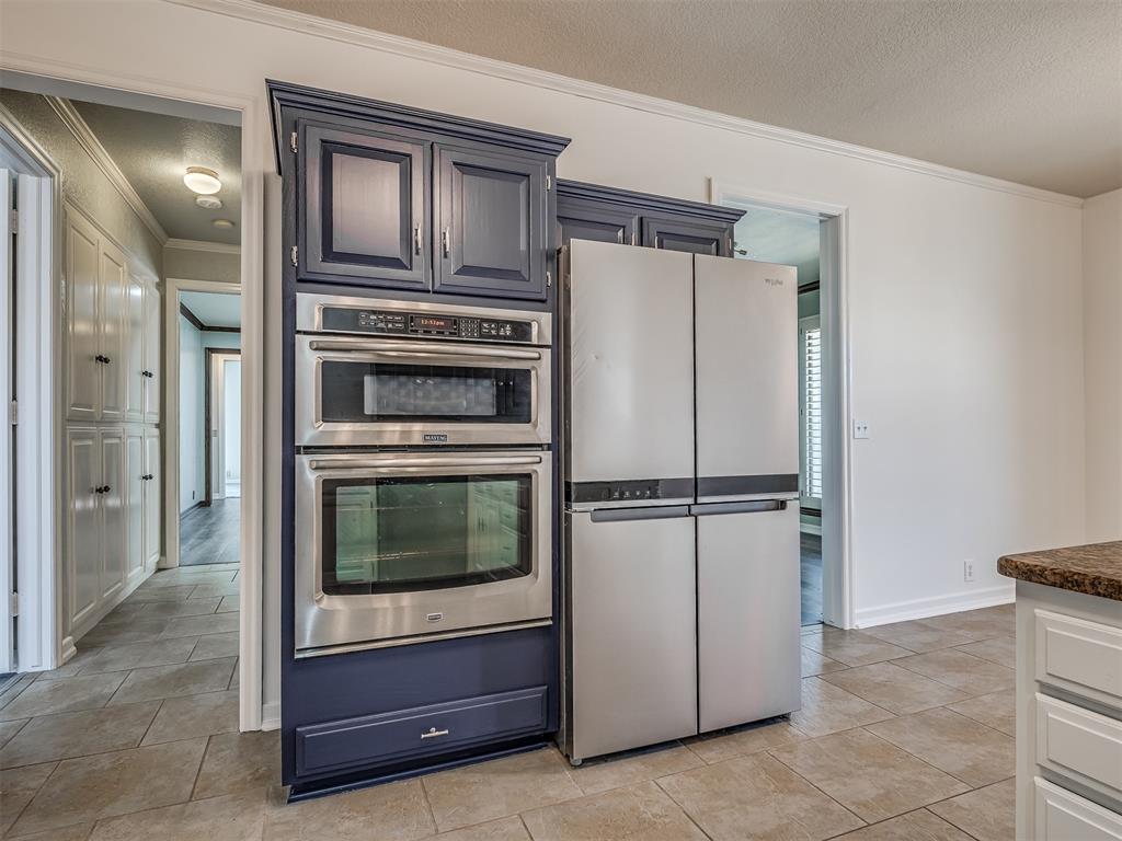 2100 Cobblestone Court Unit: 101
