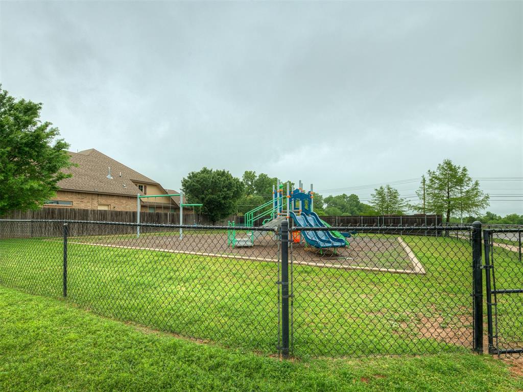 9117 NW 92nd Street