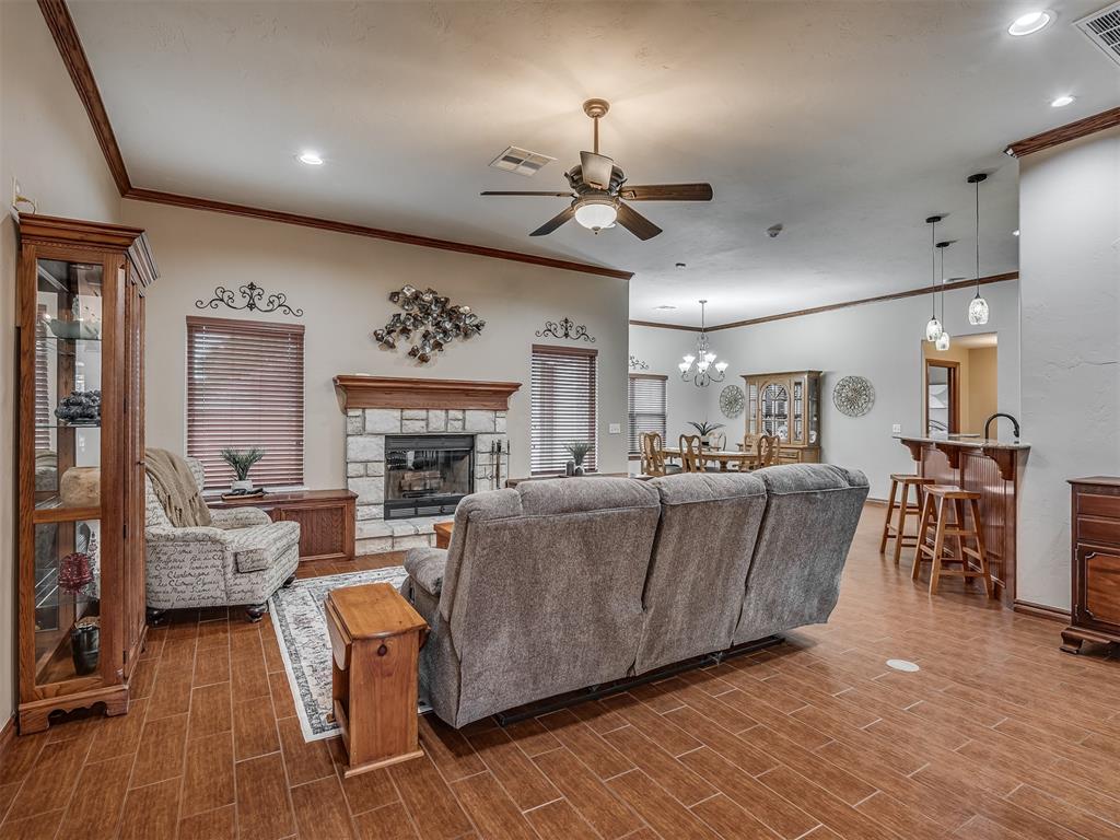 9117 NW 92nd Street