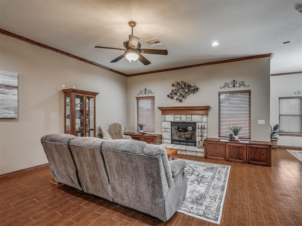 9117 NW 92nd Street