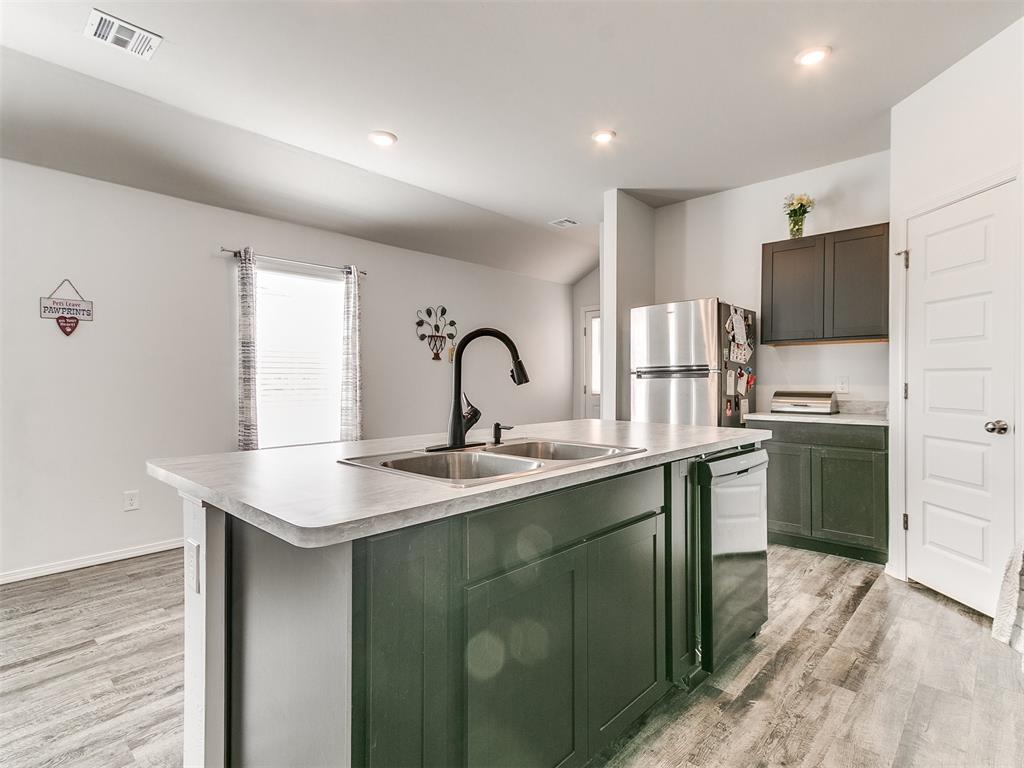 1208 Clydesdale Drive