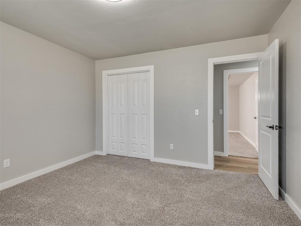 1106 W Dorchester Way