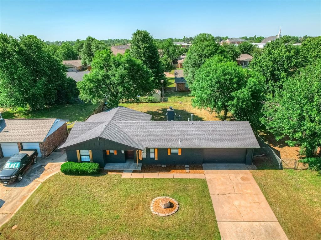 1106 W Dorchester Way