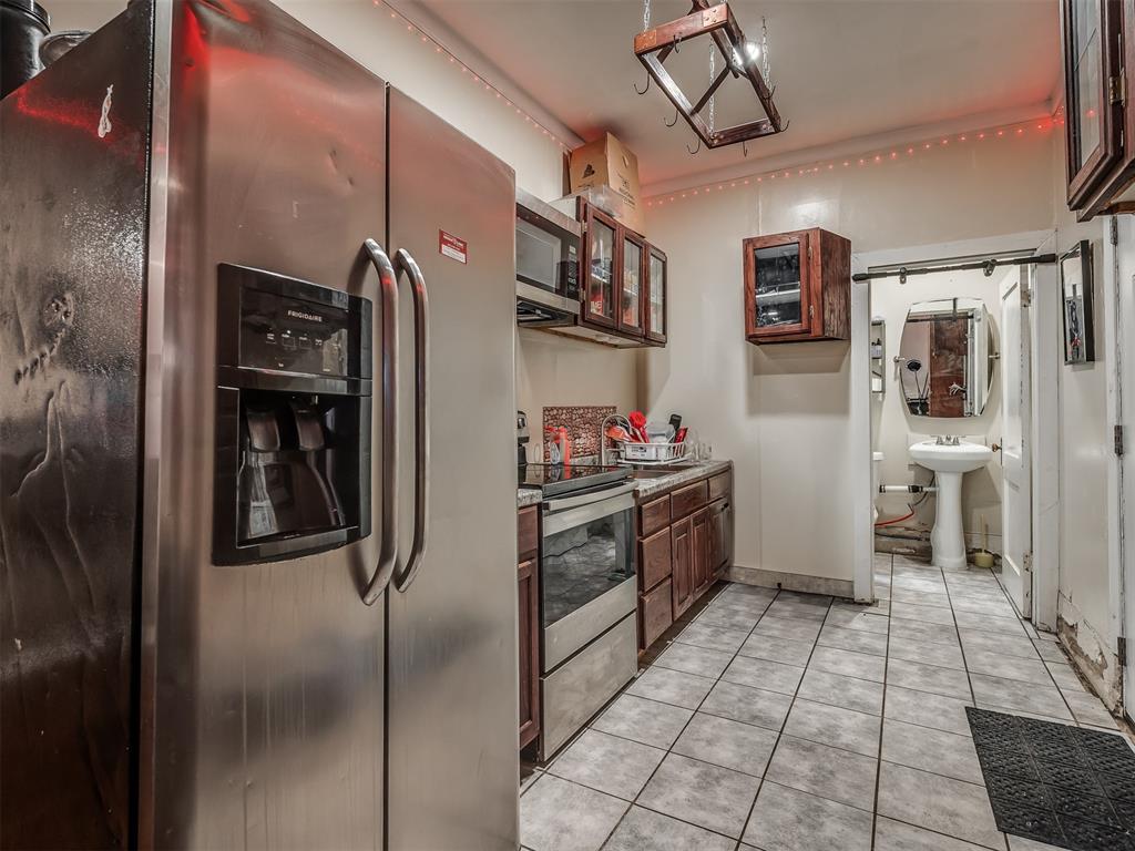 4306 Sunnylane Circle