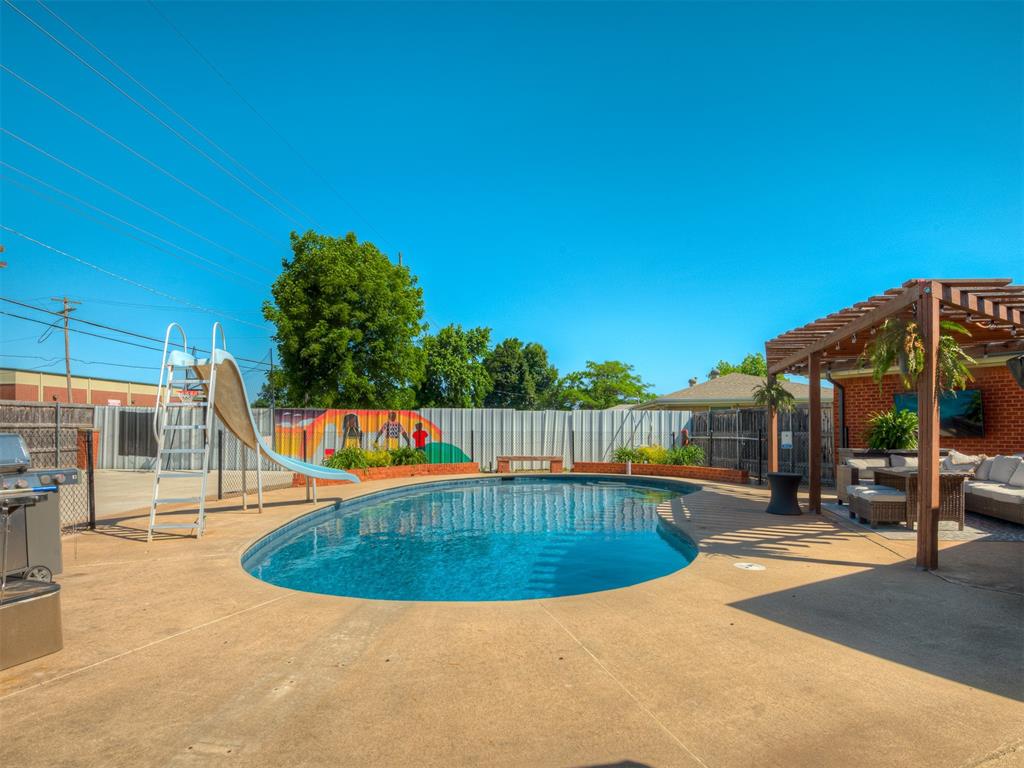 4306 Sunnylane Circle