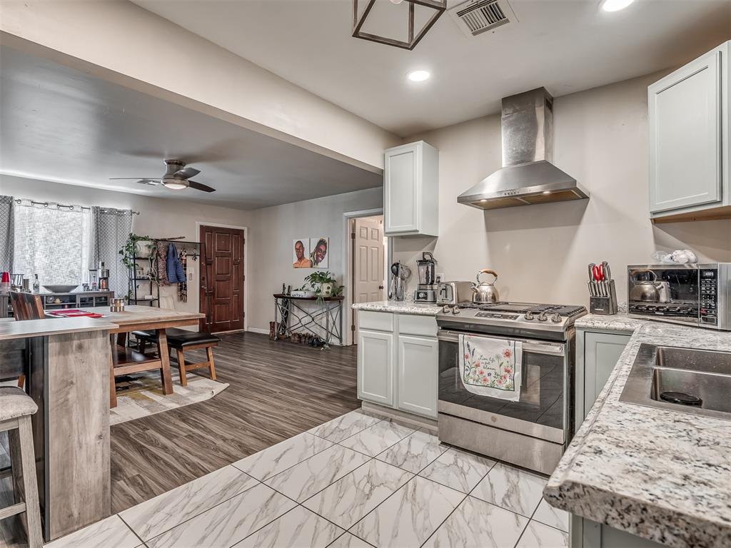 4306 Sunnylane Circle