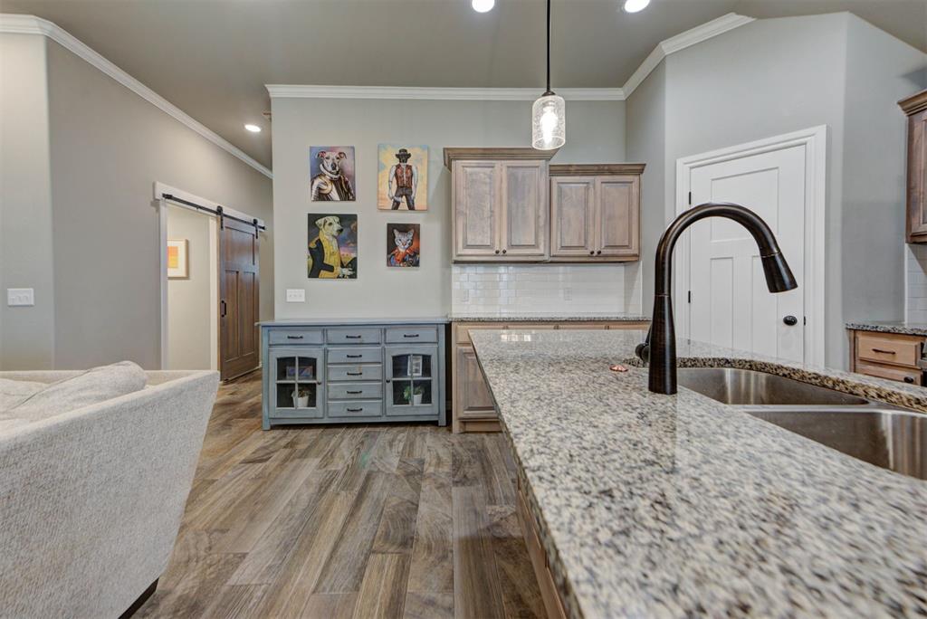 9105 Yassir Boulevard