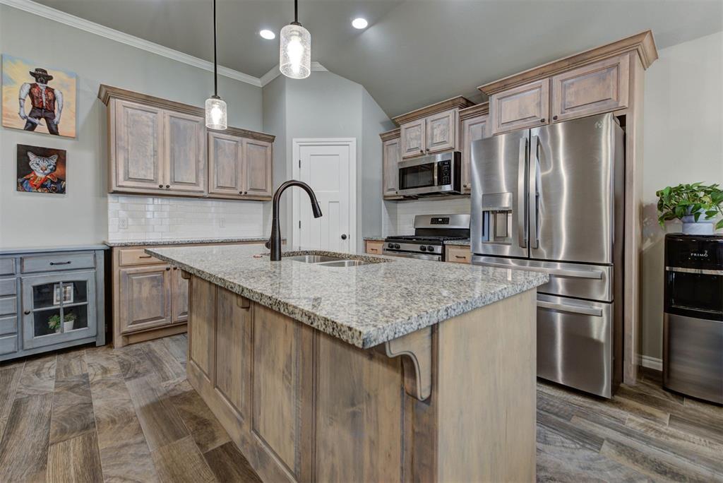 9105 Yassir Boulevard