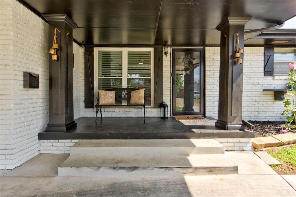 2805 SW 54th Place
